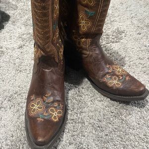 Boots used about 3 times